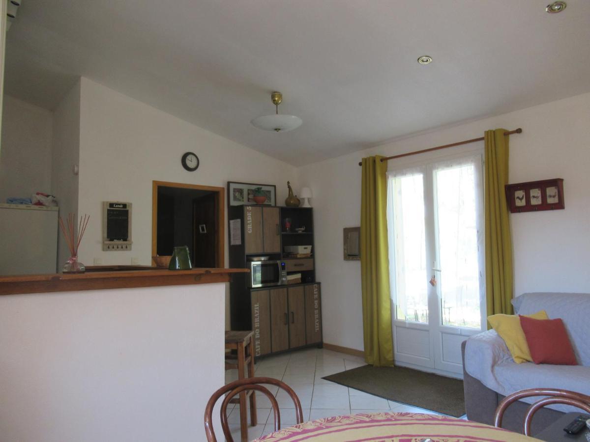 Villa Le Cabanon Des Hirondelles Villecroze Esterno foto