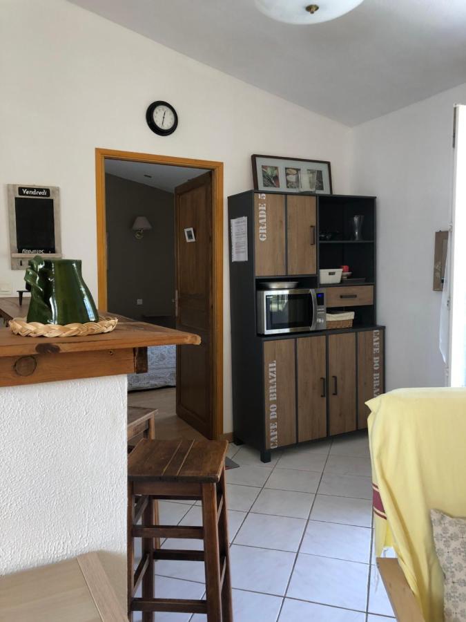 Villa Le Cabanon Des Hirondelles Villecroze Esterno foto