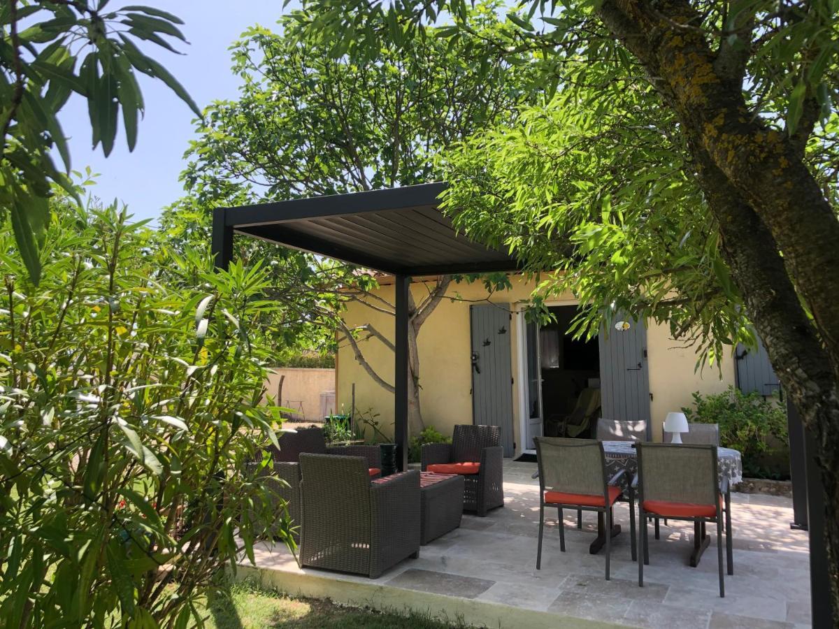 Villa Le Cabanon Des Hirondelles Villecroze Esterno foto